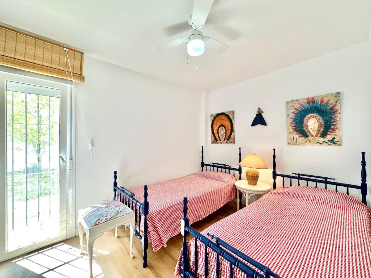 Family Home Near The Beach - Eaw Homes Марбеля Екстериор снимка